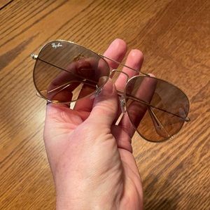 Brand new Ray-Ban large metal aviator sunglasses